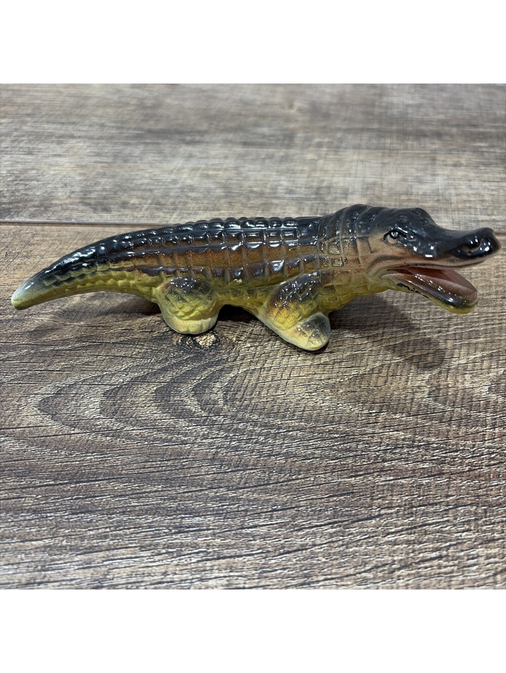 Vintage Alligator/Crocodile Zoo Animal Salt Shaker Ceramic